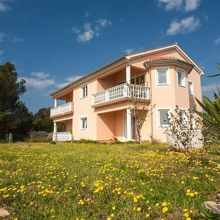 Apartments Doris, Krk Krk Town Esterno foto