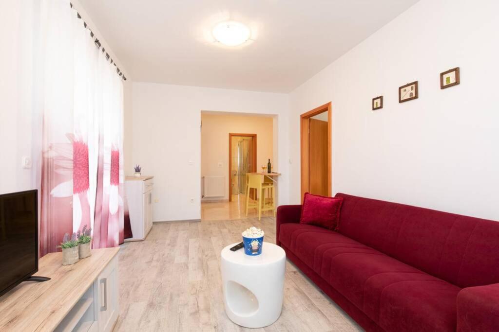 Apartments Doris, Krk Krk Town Esterno foto